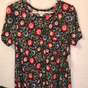 🔥$5 Ship SALE🔥 NWT LLR Sexy Floral Flirty Carly LuLaRoe Small
